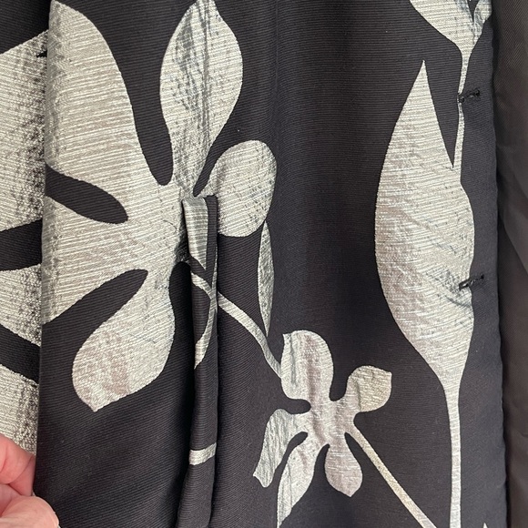 Armani Collezioni Metallic Silver and Black Coat - Picture 10 of 12